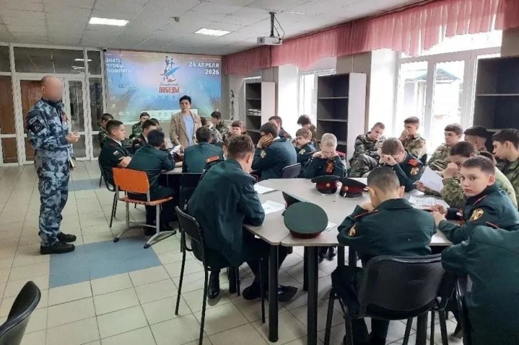 В Оренбурге росгвардейцы написали «Диктант Победы»  (видео)