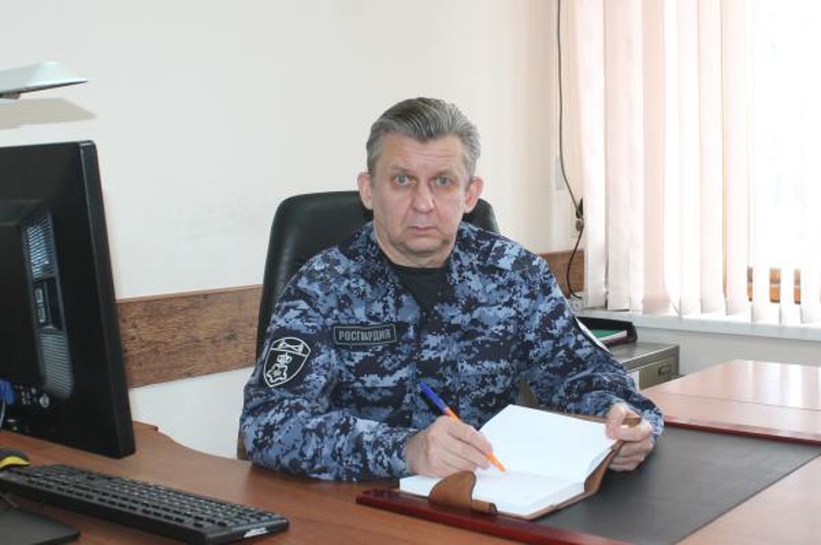 В Оренбурге состоялась прямая линия с гражданами по вопросу трудоустройства на службу в Росгвардию и поступления в ведомственные институты 