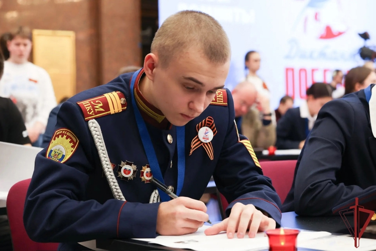 Более 20 тысяч росгвардейцев стали участниками Международной акции «Диктант Победы-2026» (видео)