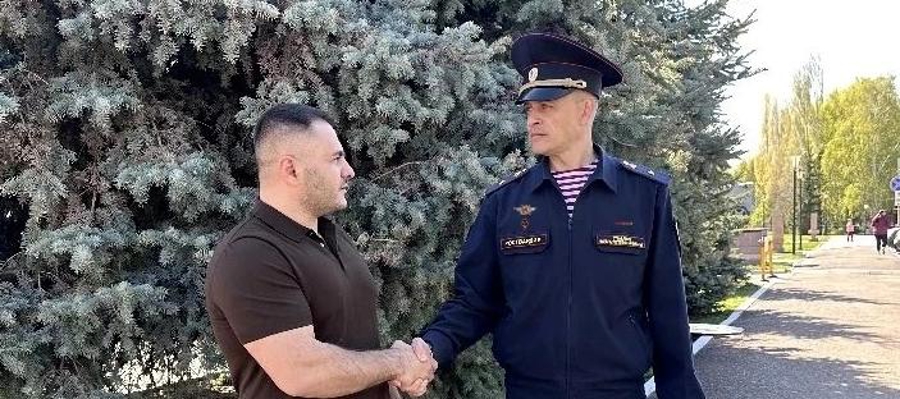 В Оренбургской области росгвардеец спас мальчика, который начал тонуть в бассейне