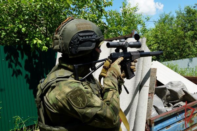 В Оренбургской области росгвардейцы приняли участие в антитеррористическом тактико-специальном учении