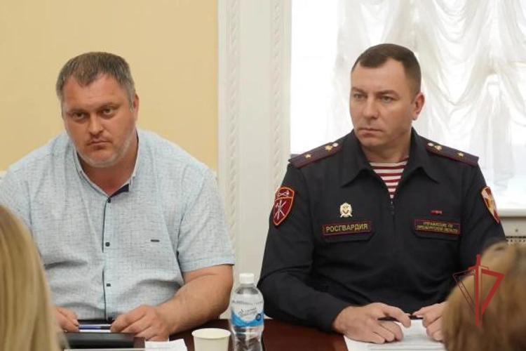Росгвардейцы приняли участие в заседании межведомственной комиссии по противодействию нелегальной занятости