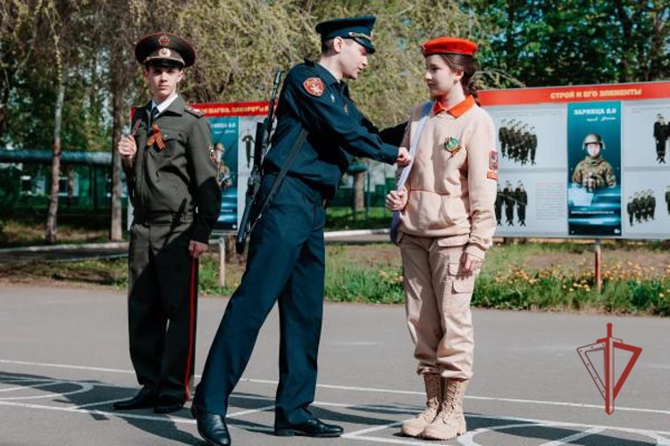 В Оренбурге росгвардеец принял участие в региональном слете молодежи