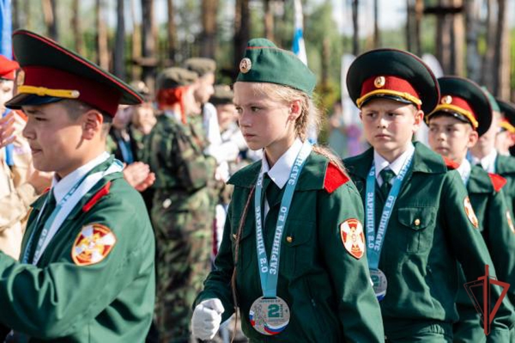 В Оренбурге подшефные кадеты Росгвардии заняли 2 место в региональном этапе Всероссийской военно-патриотической игры «Зарница 2.0»
