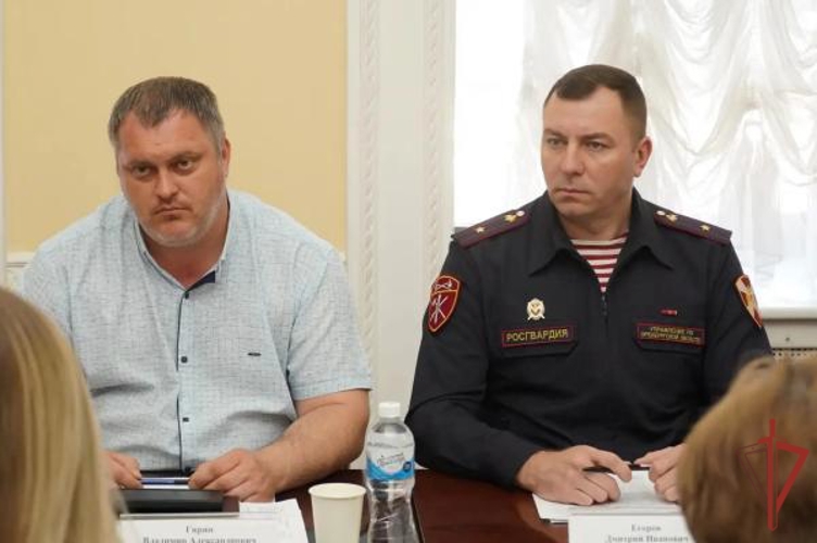 Росгвардейцы приняли участие в заседании межведомственной комиссии по противодействию нелегальной занятости