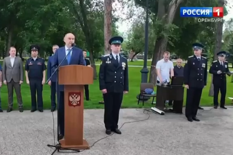 Телесюжет ГТРК «Оренбург»: В Оренбурге начальник территориального Управления Росгвардии принял участие в торжественной церемонии (видео)