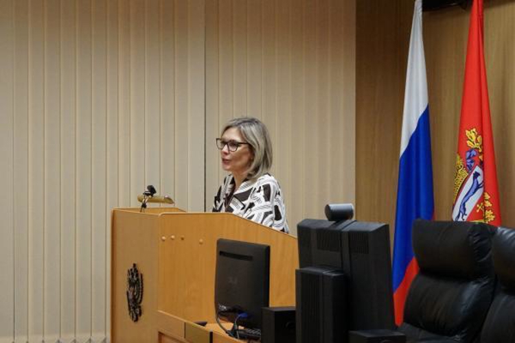 В Оренбурге представительница российского общества «Знание» провела встречу с росгвардейцами