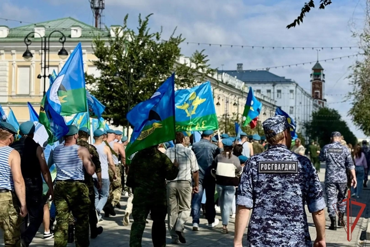 Сотрудники Росгвардии обеспечили безопасность во время проведения мероприятий, посвященных Дню ВДВ