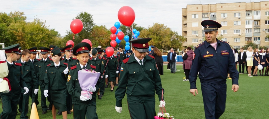 Начальник Управления Росгвардии по Оренбургской области принял участие в торжественных мероприятиях, посвященных празднованию Дня знаний