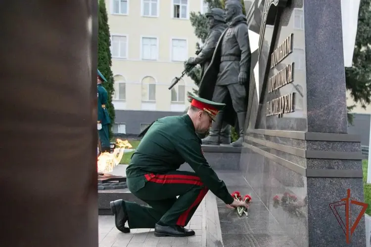 Приволжскому ордена Жукова округу Росгвардии – 46 лет (видео)