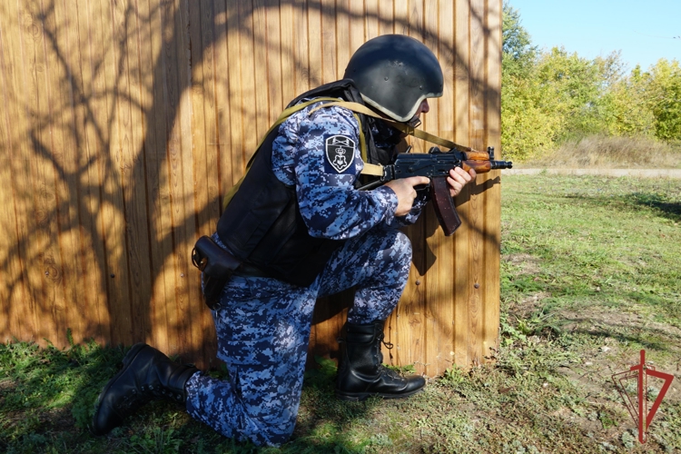 В Оренбургской области росгвардейцы приняли участие в тактико-специальном учении