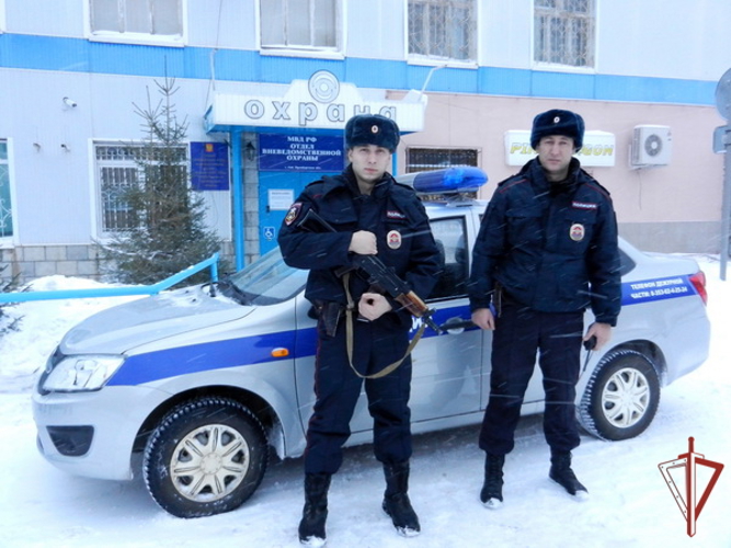 В Оренбургской области росгвардейцы присоединились к онлайн-акции «Связь поколений»
